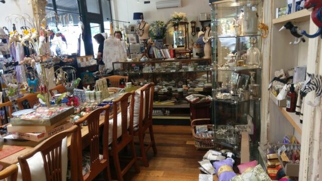 193dde7340fb916b6fbe79bdb3545d47_-victoria-macedon-ranges-shire-malmsbury-rathdowne-antiques-giftshtml-1.jpg