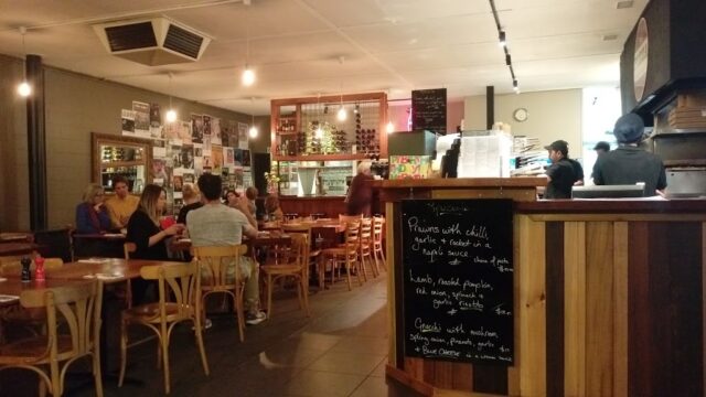 2bbefe095e119ddf26d72e5874277b83_-victoria-macedon-ranges-shire-kyneton-the-pizza-wine-clubhtml-1.jpg