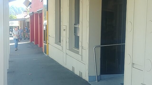 31dd2856a4c05c52541ccab1b1047a61_-victoria-macedon-ranges-shire-woodend-commonwealth-bankhtml-1.jpg