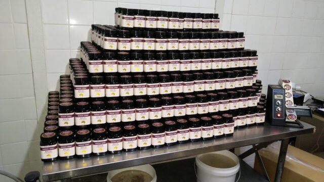 45cf9744f8306fb20d83bf25091414be_-victoria-mount-alexander-shire-castlemaine-pure-bendigo-gold-honey-03-5411-2922html.jpg