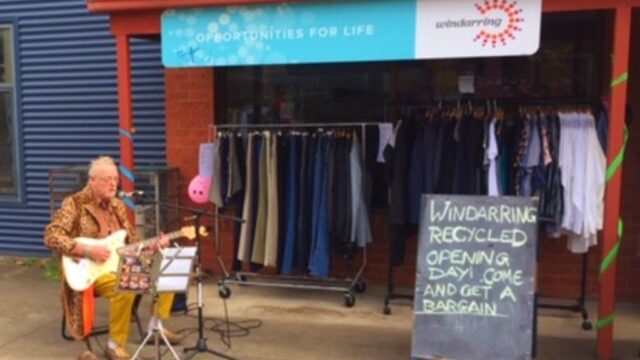 4edf10b04dc9443a0b41f400157db646_-victoria-mount-alexander-shire-castlemaine-windarring-recycled-store-03-5422-7001html.jpg
