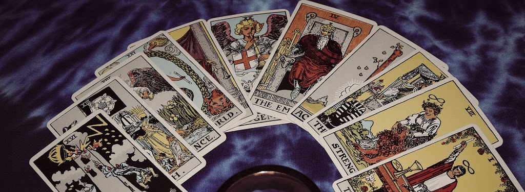 5ab056471cf605dbf4b4aef68186eea3_-victoria-macedon-ranges-shire-lancefield-purple-moon-tarot-0417-327-847html-1.jpg