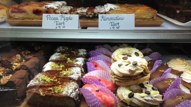 5daae62d8e6dadcdaf1cb699d3704570_-victoria-mount-alexander-shire-castlemaine-peddling-pastry-petite-patisseriehtml.jpg
