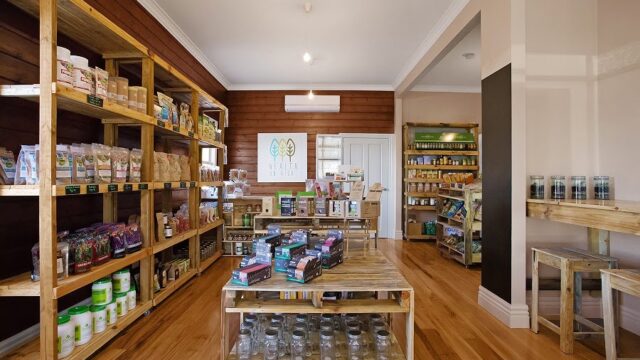695a1e0c0e70cc9c8e67d11615fa0036_-victoria-macedon-ranges-shire-romsey-health-on-high-st-0402-442-262html-1.jpg