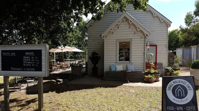 b14be0d0daee3f310197e593ad13ec3d_-victoria-macedon-ranges-shire-malmsbury-small-holdingshtml.jpg