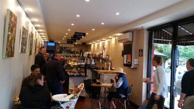 c1d59006ff0036bd60e8a200ee4bd870_-victoria-macedon-ranges-shire-woodend-il-caffehtml.jpg